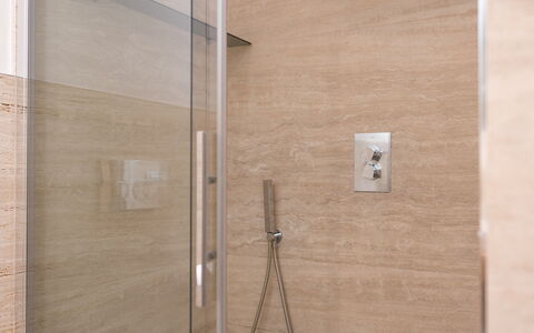 Santo Stefano Raro Rooms Collection: Muur, Flooring, Loodgieterswerkinrichting, Verdieping, Interieur Ontwerp, Loodgieter, Bruin, Badkamer, Tegel, Kamer