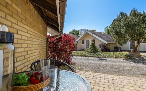 Darina - 150M from the Sea: Appartement, Condominium, Landgoed, Balkon, Villa, Hotel
