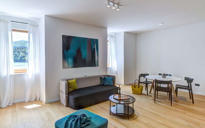 Mare Sano Resort 101.3: Appartement, Meubilair, Woongebied, Balkon, Condominium, Stoel, Schaduw, Toevlucht, Kust, Hotel