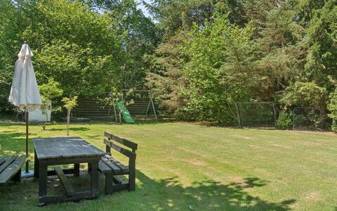 Tatyana - 1.6Km from the Sea: Landgoed, Schaduw, Oprit, Boerderij