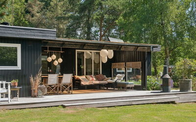 Tatyana - 1.6Km from the Sea