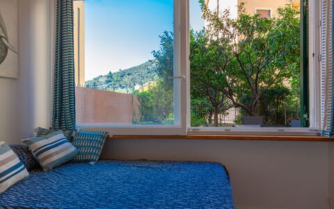 La Casa Dei Mandarini: Interieur Ontwerp, Meubilair, Kamer, Appartement, Linens, Beits, Slaapkamer, Venster Behandeling, Schaduw, Hoofdkussen