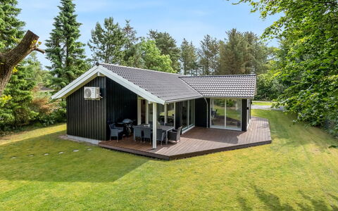 Nanni - from the Sea: Hout, Huis, Veranda, Dek, Hardwood, Dak, Beits, Houten Vloer, Eco Hotel