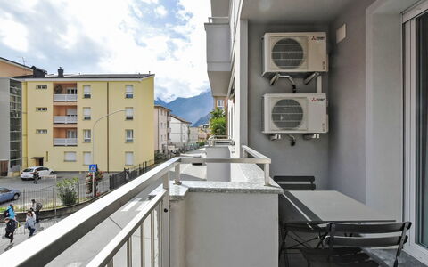 Marconi: Appartement, Woongebied, Balkon, Stedelijk Ontwerp, Condominium, Daylighting