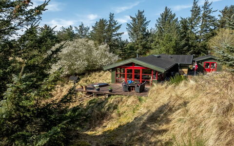Nimrod - 800M from the Sea: Struik, Verblijf, Helling, Blokhut, Garden Gebouwen, Lariks, Hut, Schuur, Pine Family