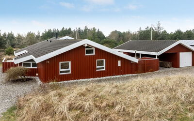 Gunborg - 2.5Km from the Sea