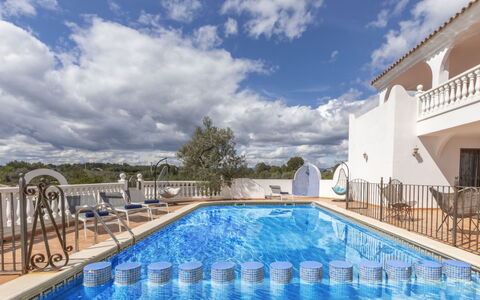 Hacienda Azahar: Buitenmeubels, Tuin, Buitentafel, Stoel, Schaduw, Landscaping, Backyard, Werf, Eco Hotel, Keuken En Eettafel