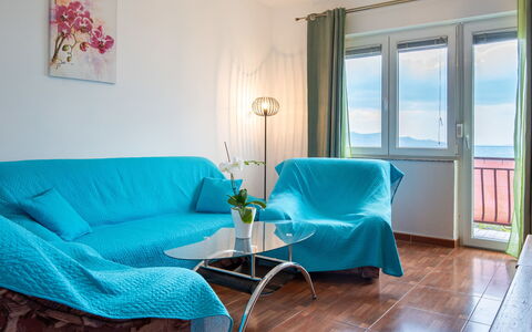 Mare Croatia: Buitenmeubels, Tuin, Buitentafel, Stoel, Schaduw, Landscaping, Backyard, Werf, Eco Hotel, Keuken En Eettafel