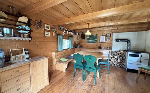 Christoph: Hout, Meubilair, Huis, Verblijf, Huis, Deur, Hardwood, Blokhut, Beits, Plank