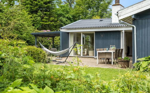 Vangel - 350M from the Sea: Gras, Grasland, Land Lot, Verblijf, Landelijk Gebied, Weide, Garden Gebouwen, Tuin, Schuur