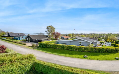 Fridoline - 450M from the Sea: Gras, Grasland, Land Lot, Verblijf, Landelijk Gebied, Weide, Garden Gebouwen, Tuin, Schuur