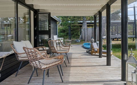 Kaj - 75M from the Sea: Meubilair, Hout, Buitenmeubels, Stoel, Tafel, Buitentafel, Schaduw, Veranda, Hardwood, Dek