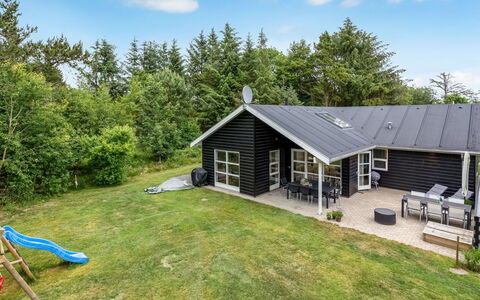 Varpu - 1.5Km from the Sea: Landgoed, Schaduw, Oprit, Boerderij