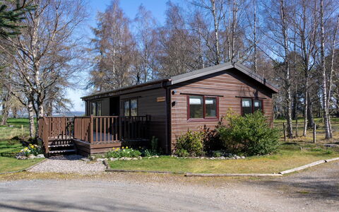 Lodge 8: Huis, Verblijf, Huis, Siding, Blokhut, Garden Gebouwen, Hardwood, Werf, Schuur, Veranda