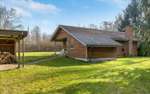 Franzisca - 200M to the Fjord: Huis, Dak, Huis, Verblijf, Schuur, Garden Gebouwen, Siding, Werf, Blokhut, Hut