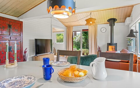 Oona - 700M from the Sea: Landgoed, Schaduw, Oprit, Boerderij