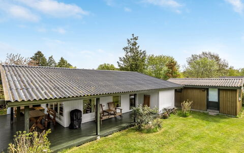 Rikkart - 400M from the Sea: Landgoed, Schaduw, Oprit, Boerderij