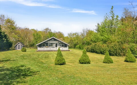 Winter - 31Km from the Sea: Gras, Grasland, Land Lot, Verblijf, Landelijk Gebied, Weide, Garden Gebouwen, Tuin, Schuur