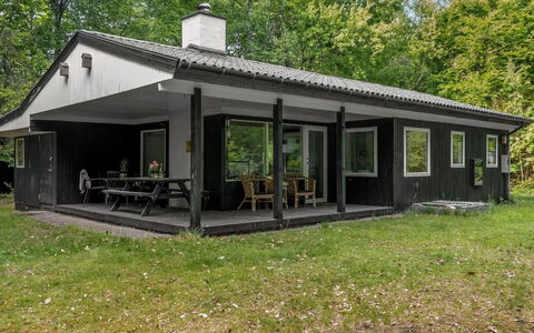 Gitten - from the Sea: Hout, Huis, Veranda, Dek, Hardwood, Dak, Beits, Houten Vloer, Eco Hotel