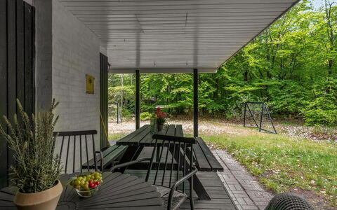 Gitten - from the Sea: Hout, Huis, Veranda, Dek, Hardwood, Dak, Beits, Houten Vloer, Eco Hotel