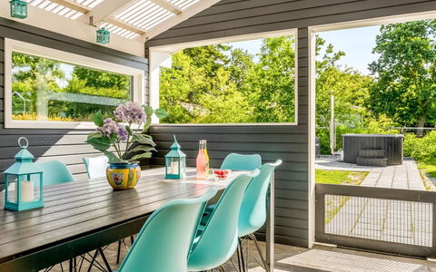 Rathi - from the Sea: Landgoed, Schaduw, Oprit, Boerderij