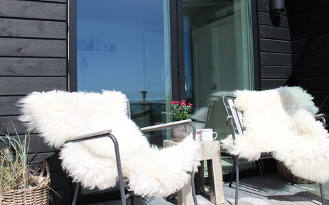 Valia - 20M from the Sea: Gras, Grasland, Land Lot, Verblijf, Landelijk Gebied, Weide, Garden Gebouwen, Tuin, Schuur