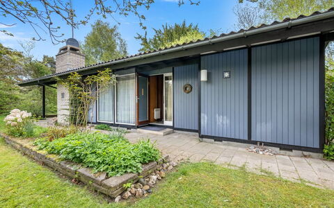 Aatos - 150M from the Sea: Landgoed, Schaduw, Oprit, Boerderij