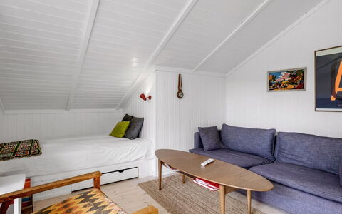 Nnykka - 125M from the Sea: Landgoed, Schaduw, Oprit, Boerderij