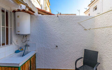 Carpa: Appartement, Stoel, Balkon, Toevlucht, Hotel, Baai, Keuken En Eettafel, Buitenmeubels, Badplaats