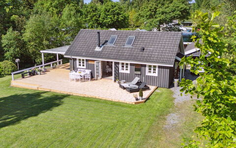Veljan - 1.2Km from the Sea: Appartement, Condominium, Landgoed, Balkon, Villa, Hotel