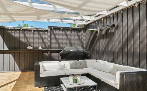 Veljan - 1.2Km from the Sea: Appartement, Condominium, Landgoed, Balkon, Villa, Hotel