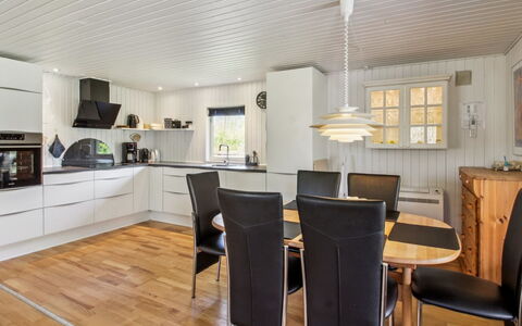 Alia - 30Km from the Sea: Landgoed, Schaduw, Oprit, Boerderij