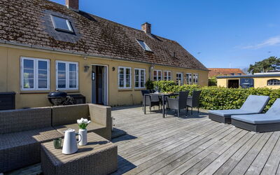Ilze - 20M from the Sea