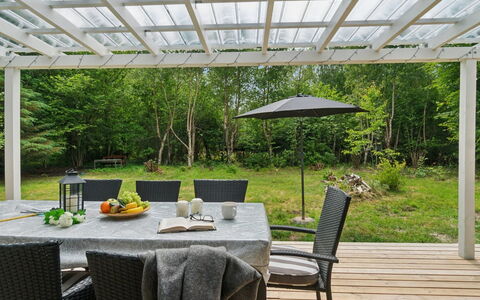 Fridborg - 425M from the Sea: Vegetation, Struik, De Lente, Verblijf, Tuin, Schaduw, Backyard, Werf, Stoel