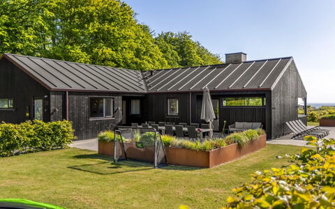Goesta - 250M from the Sea: Landgoed, Schaduw, Oprit, Boerderij