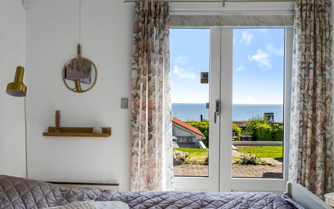 Tobias - 45M to the Fjord: Huis, Huis, Deur, Dak, Verblijf, Landgoed, Tuin, Schaduw, Siding, Werf