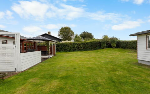 Elline - 200M from the Sea: Appartement, Condominium, Landgoed, Balkon, Villa, Hotel