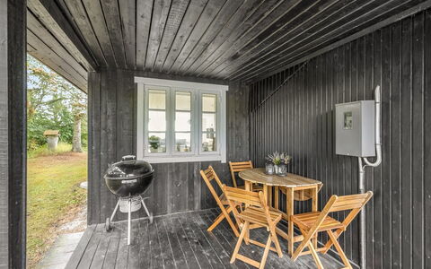 Githe - from the Sea: Gras, Grasland, Land Lot, Verblijf, Landelijk Gebied, Weide, Garden Gebouwen, Tuin, Schuur