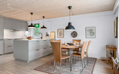 Johan - from the Sea: Verblijf, Backyard, Werf, Garden Gebouwen, Schuur, Siding, Buitenmeubels, Blokhut, Outdoor Structuur, Keet
