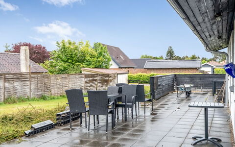 Johan - from the Sea: Verblijf, Backyard, Werf, Garden Gebouwen, Schuur, Siding, Buitenmeubels, Blokhut, Outdoor Structuur, Keet