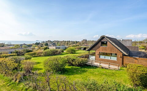 Minza - 150M from the Sea: Landgoed, Schaduw, Oprit, Boerderij
