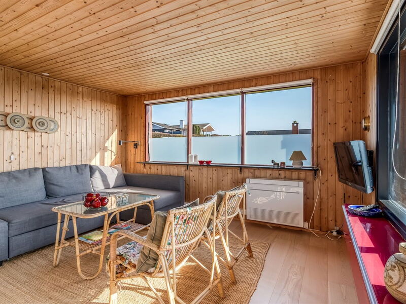 Minza - 150M from the Sea