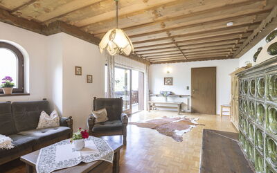Landhaus Rittisweid 623.4: Interieur Ontwerp, Plafond, Hout, Flooring, Verdieping, Meubilair, Kamer, Fotolijst, Woonkamer, Stoel