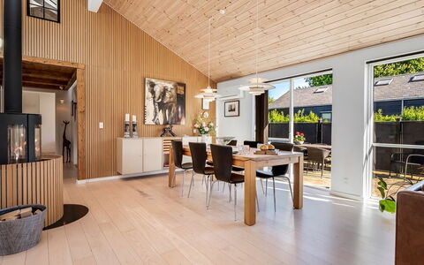 Shania - 300M from the Sea: Gras, Grasland, Land Lot, Verblijf, Landelijk Gebied, Weide, Garden Gebouwen, Tuin, Schuur