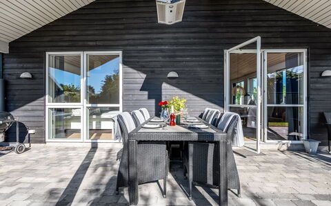 Shania - 300M from the Sea: Gras, Grasland, Land Lot, Verblijf, Landelijk Gebied, Weide, Garden Gebouwen, Tuin, Schuur