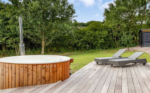 Stjerne - 300M to the Fjord: Hout, Hardwood, Dek, Samengesteld Materiaal, Beits, Plank, Houten Vloer, Buitenmeubels, Tuin