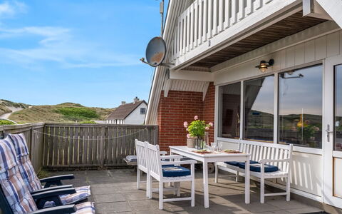 Arkil - 200M from the Sea: Gras, Grasland, Land Lot, Verblijf, Landelijk Gebied, Weide, Garden Gebouwen, Tuin, Schuur