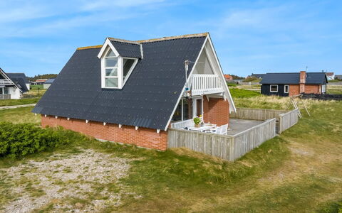 Arkil - 200M from the Sea: Gras, Grasland, Land Lot, Verblijf, Landelijk Gebied, Weide, Garden Gebouwen, Tuin, Schuur
