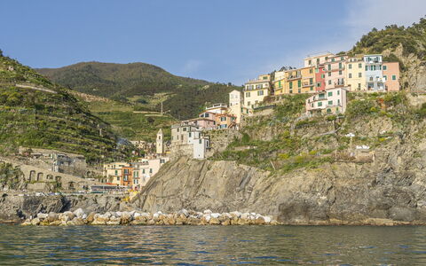 Bonaria Boutique House Ac, Wifi, Cinque Terre: Bergachtig Landvormen, Berg, Kust, Heuvel, Terrein, Kust En Oceanic Landvormen, Zee, Heuvel Station, Headland, Bergketen