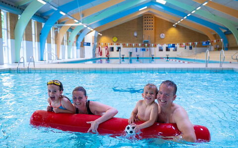Kuisma - 11Km from the Sea: Zwembad, Recreatie, Pret, Vrije Tijd, Vakantie, Recreatiecentrum, Waterpark, Kind